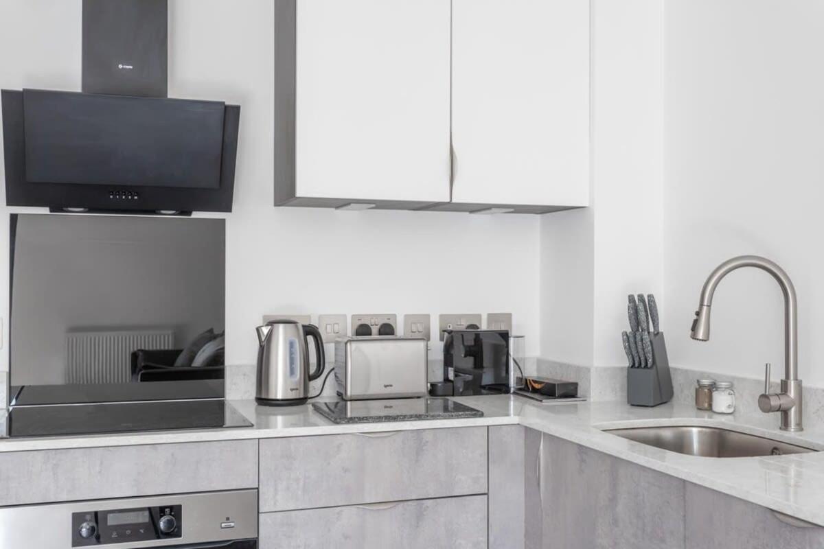 Stayzeni, Ouse Court York Smart 2 Bed Flat מראה חיצוני תמונה