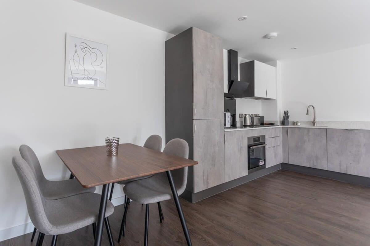 Stayzeni, Ouse Court York Smart 2 Bed Flat מראה חיצוני תמונה